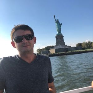 Meet your Posher, Roman